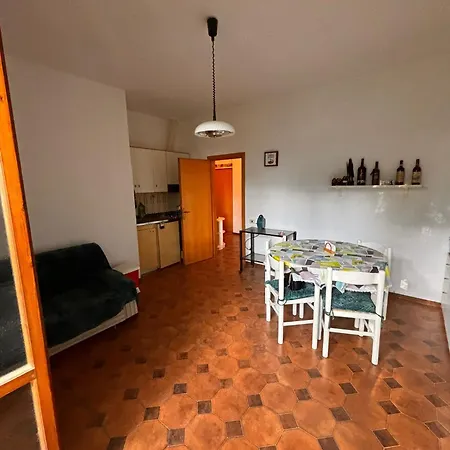 Giardino E Posto Auto Apartamento *